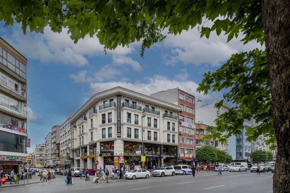 undefined Graziella Gold Hotel 5