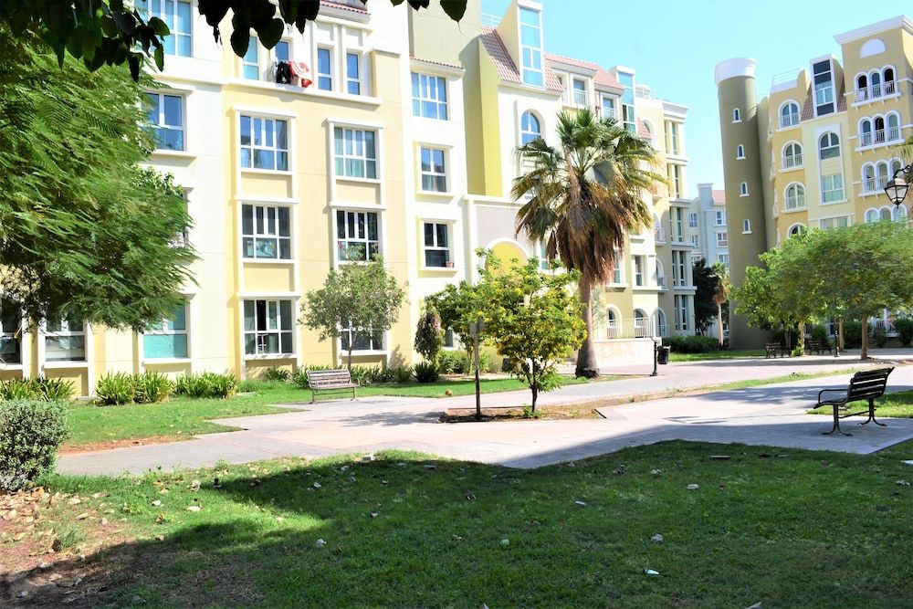 undefined HRI -  All utilities included Studio 3