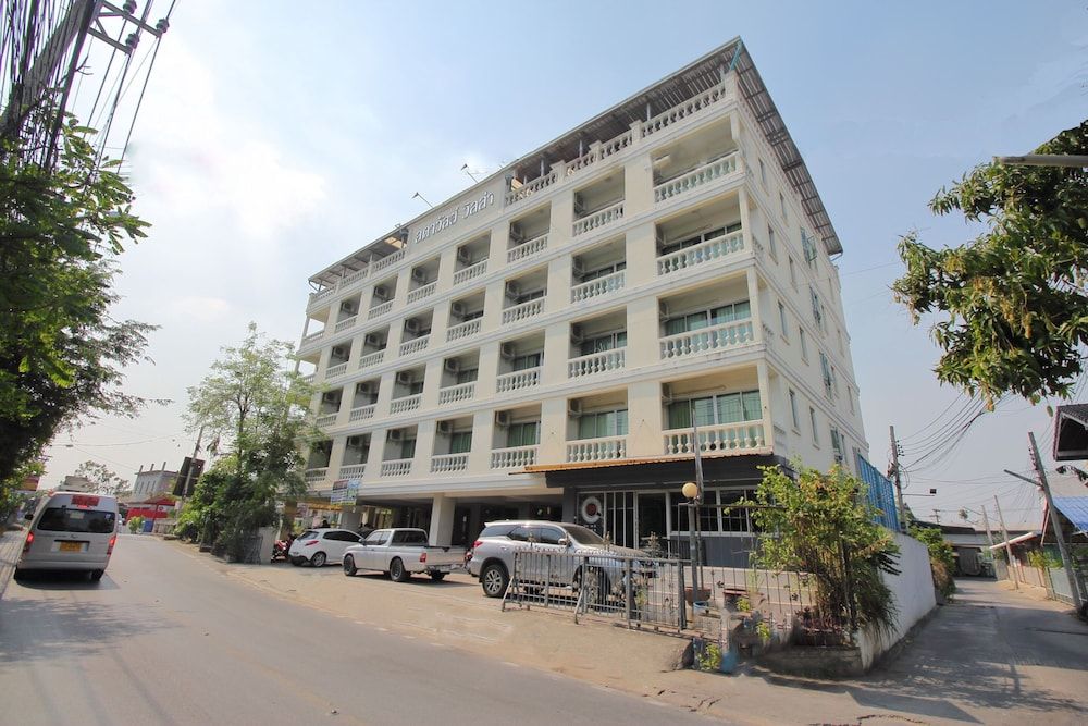 undefined Super OYO 498 Ladawan Villa 4