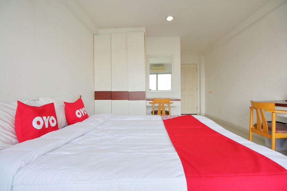Super OYO 498 Ladawan Villa Standard Double Room 6