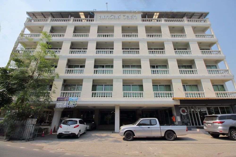 undefined Super OYO 498 Ladawan Villa 3