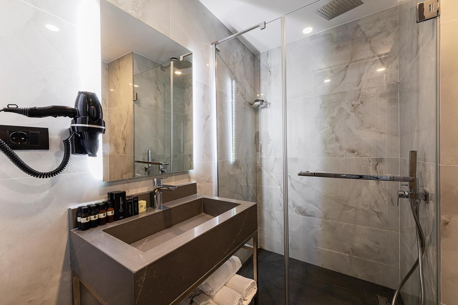 undefined Pera Bosphorus Hotel 7