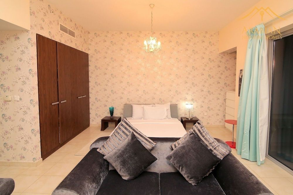 undefined New Arabian Holiday - West Heights 2 2