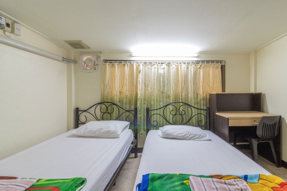 undefined 7 Holder Guesthouse 10