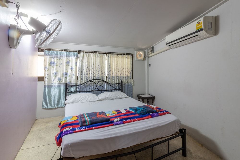 undefined 7 Holder Guesthouse