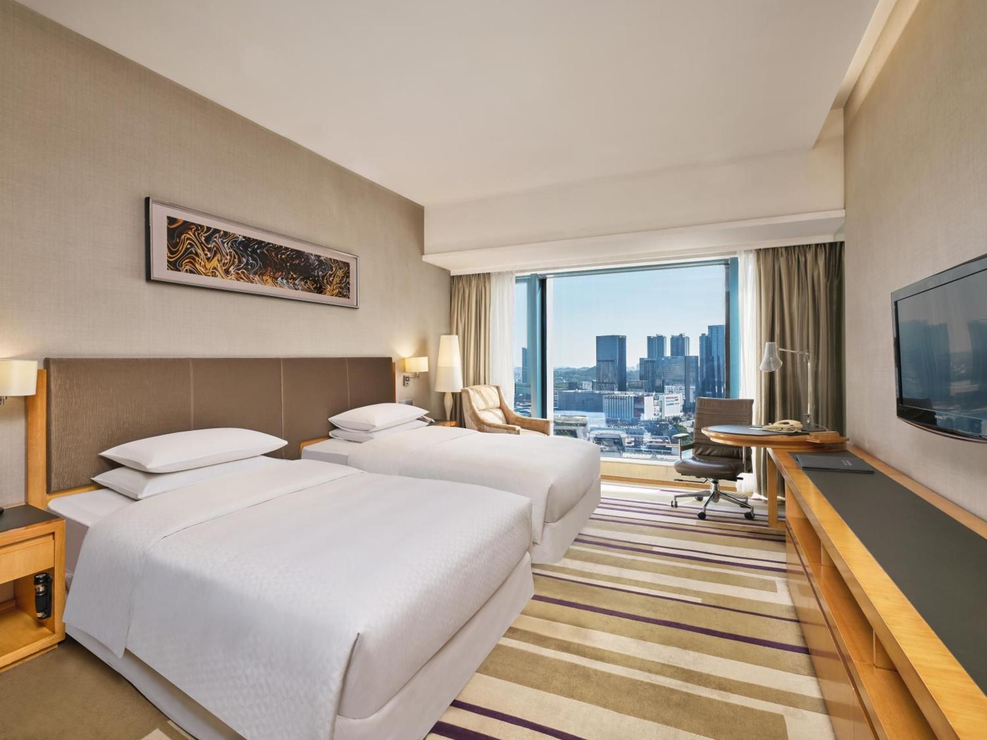 undefined Four Points® by Sheraton Guangzhou Financial City, Tianhe 3