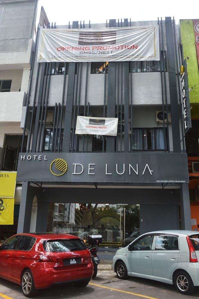 undefined De Luna Hotel