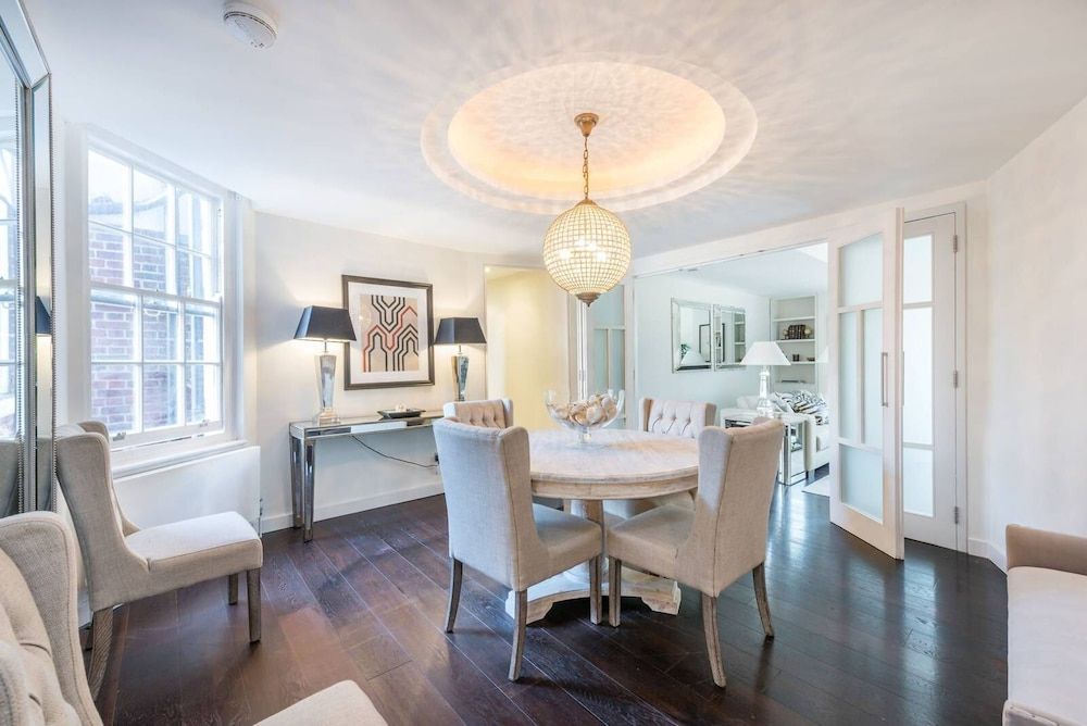 undefined Luxurious 3-bed Apartment in London 3