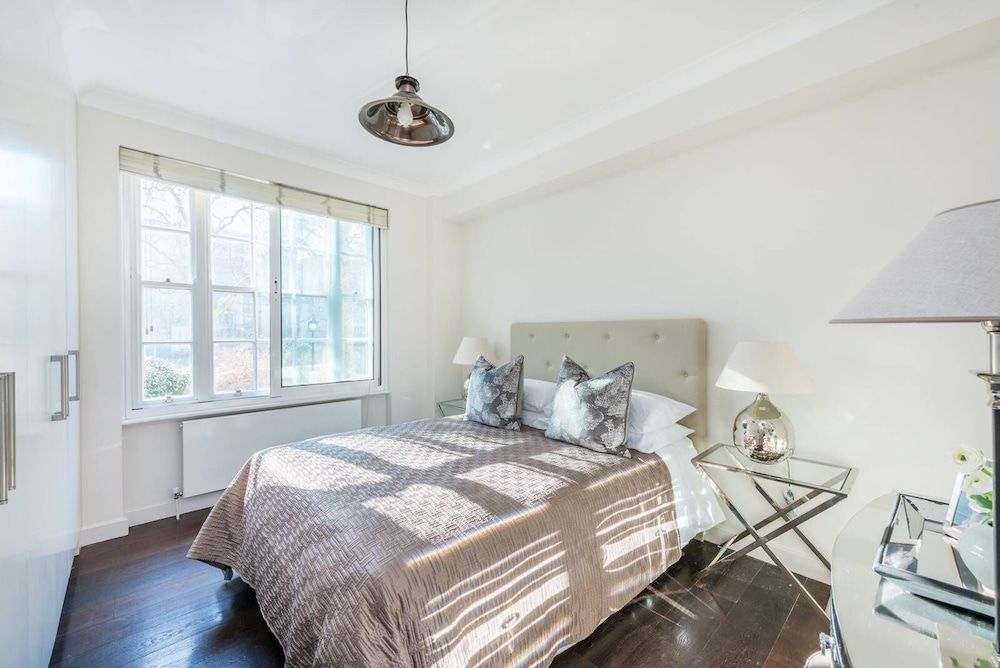 undefined Luxurious 3-bed Apartment in London 4