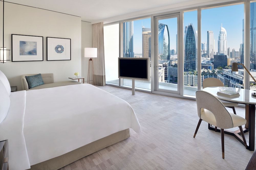 undefined Address Sky View, Downtown Dubai 4