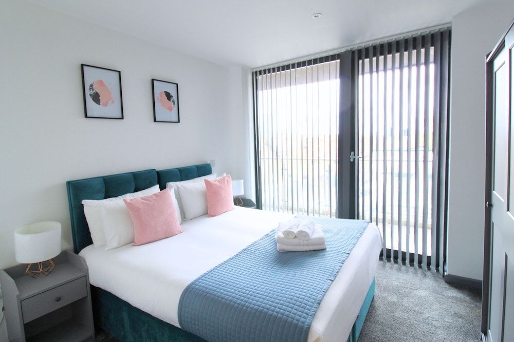 Canning Town by Viridian Apartments Apartment, 1 Double Bed 14