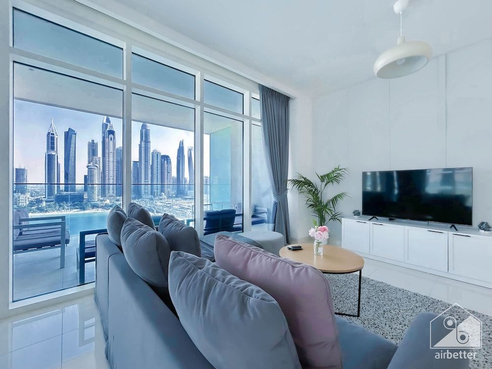Luxurious Beach front Apt with balcony Dubai Marina Apartment (4 Bedrooms) 31