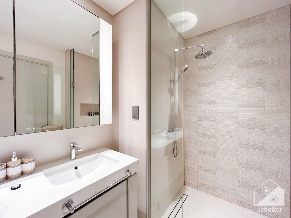 Luxurious Beach front Apt with balcony Dubai Marina Apartment (4 Bedrooms) 20