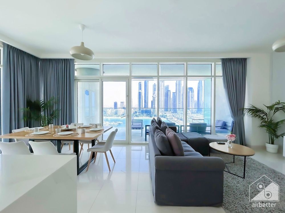 undefined Luxurious Beach front Apt with balcony Dubai Marina 8