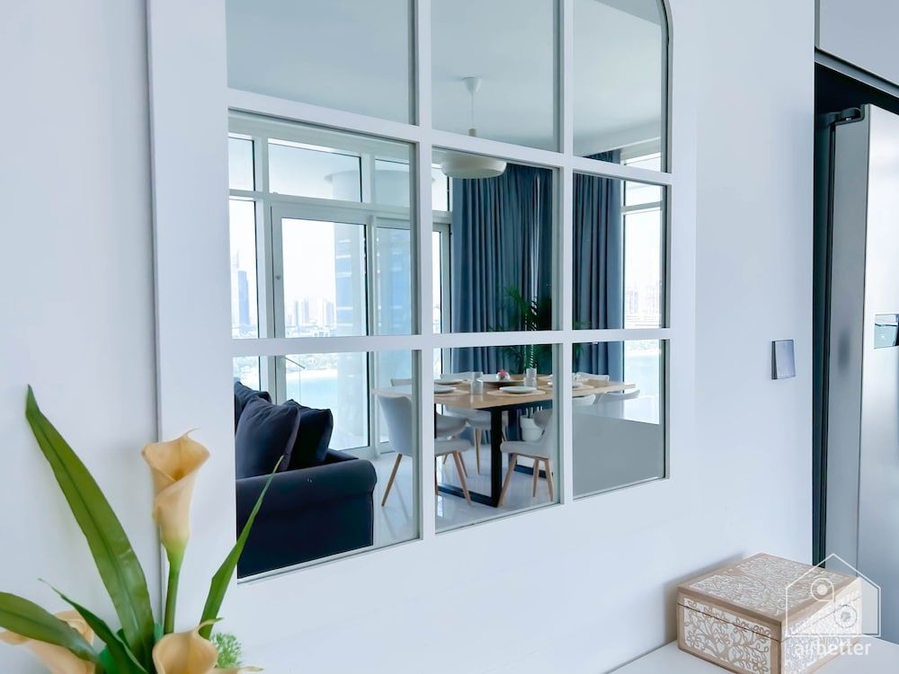 Luxurious Beach front Apt with balcony Dubai Marina Apartment (4 Bedrooms) 29