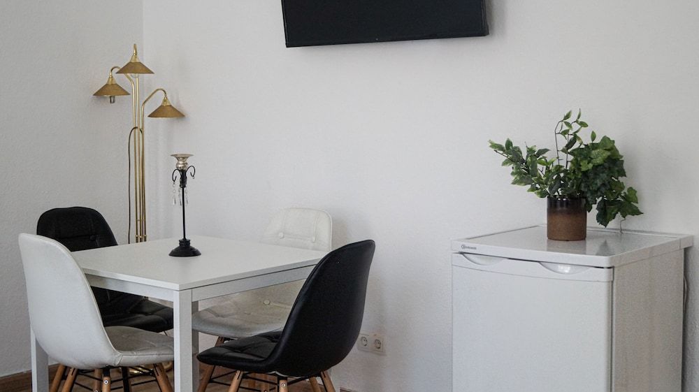 undefined Modern Apartment in The Heart of Vienna 5 10