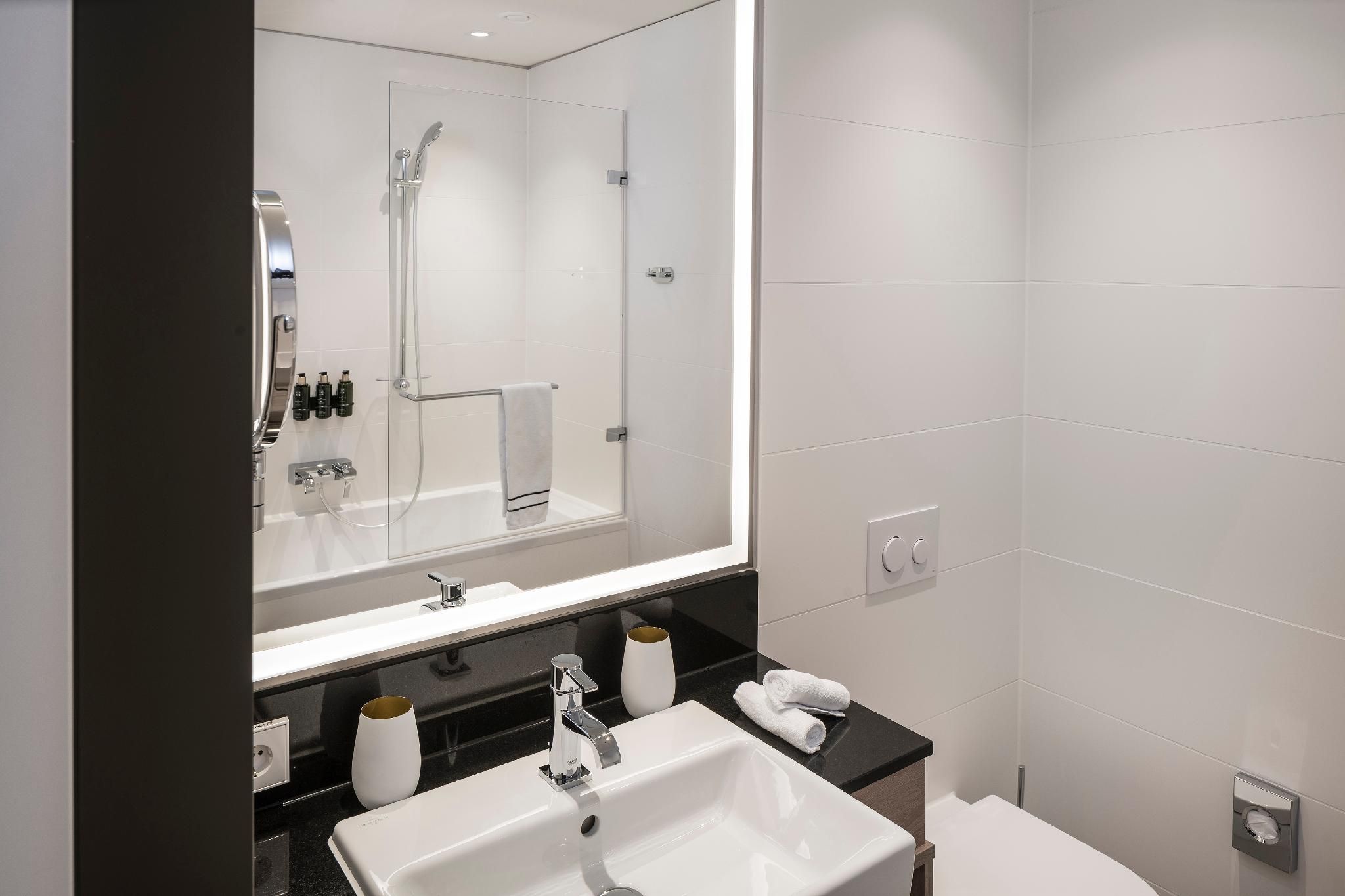 The Level Junior Suite