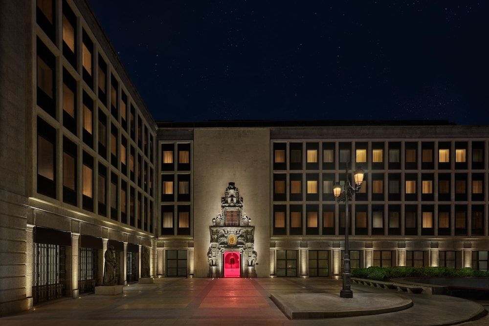 undefined The Madrid EDITION 5