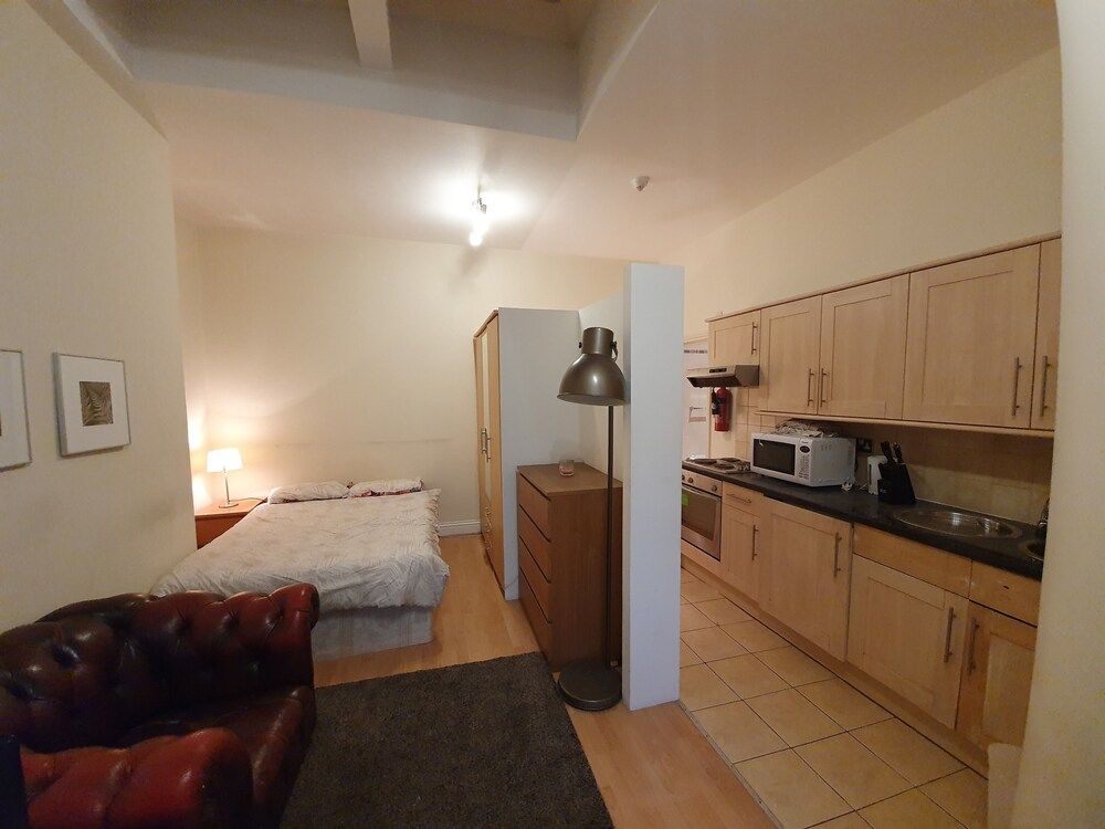 Studio Apartment in South Kensington 10 Studio 42
