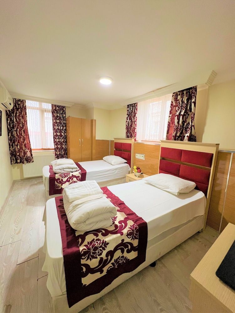 undefined Viva Hotel 9