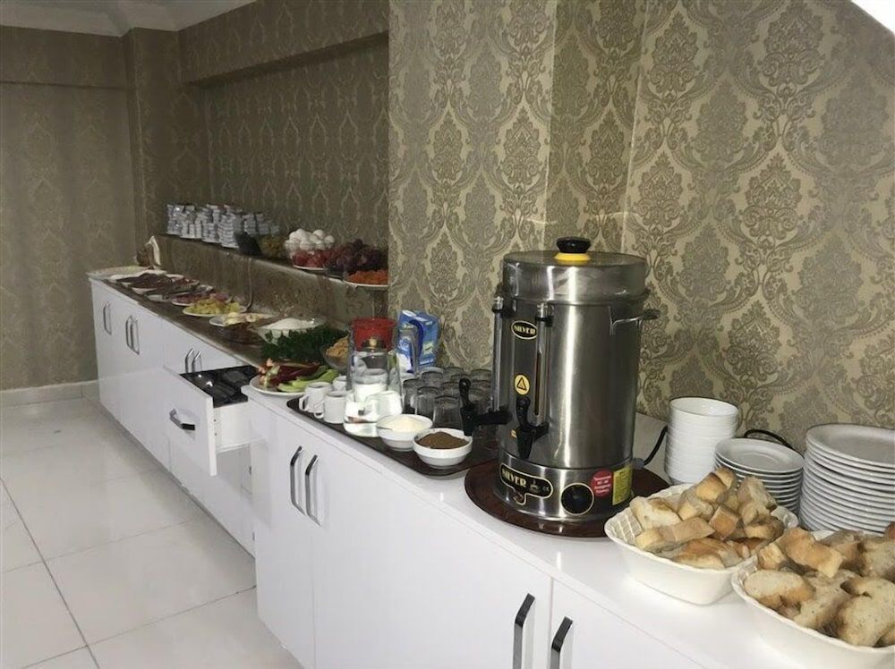 undefined Viva Hotel 8