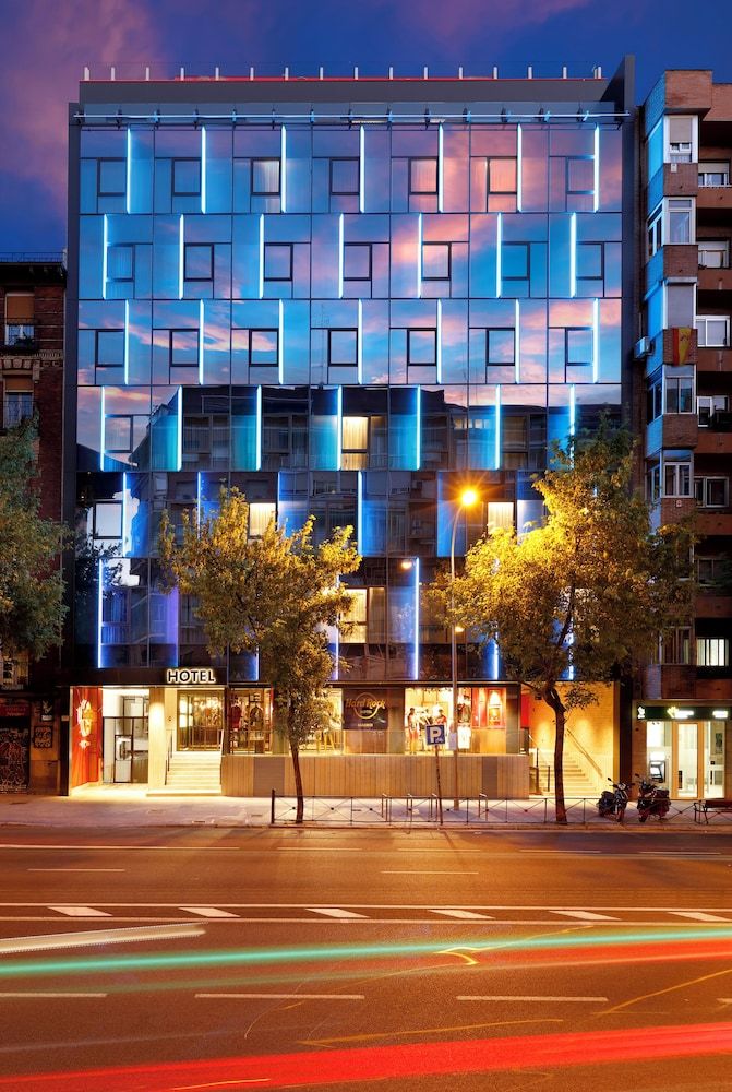 undefined Hard Rock Hotel Madrid 6