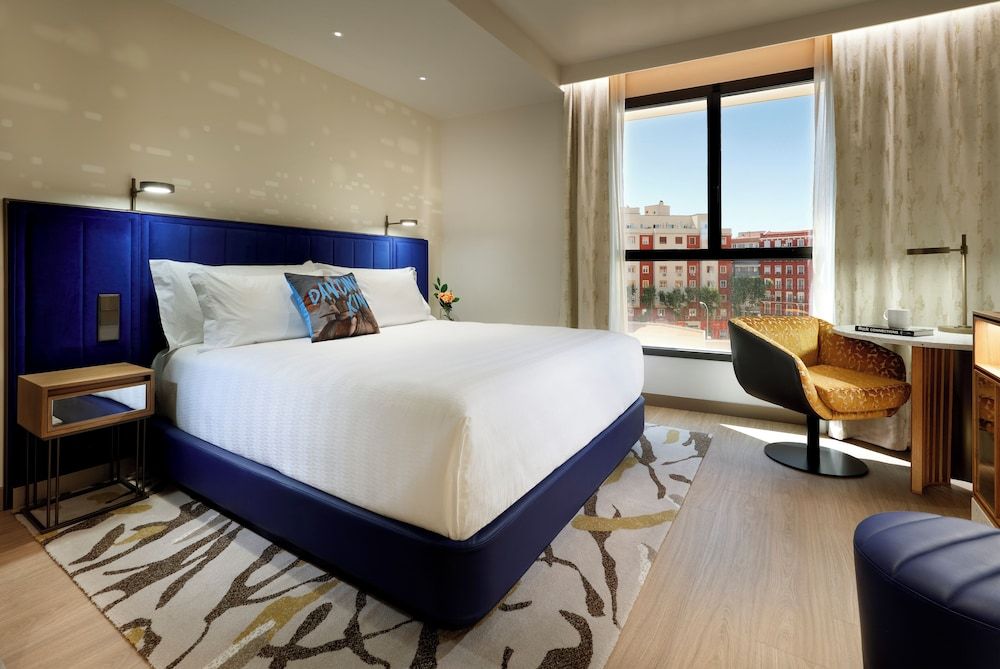undefined Hard Rock Hotel Madrid 9