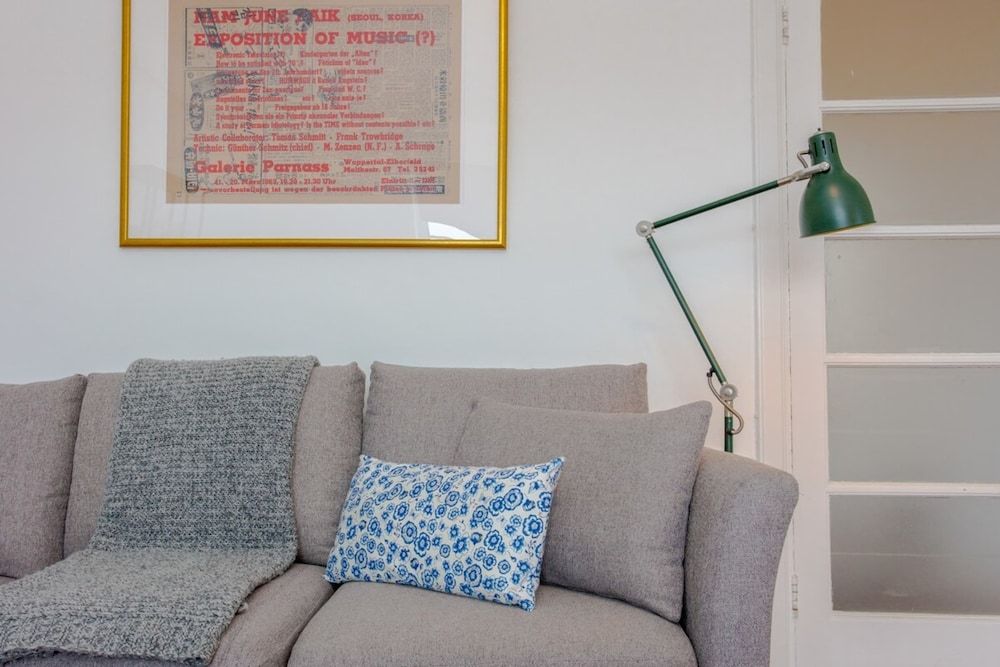 Contemporary 2 Bedroom Flat in Bayswater Apartment (2 Bedrooms) 23