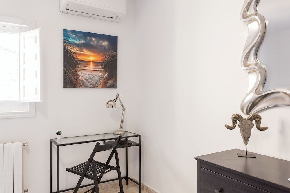 Boutique Apartments in the Heart of Madrid Design Apartment, 1 Bedroom (Design Urban Apt. Historic District) 2