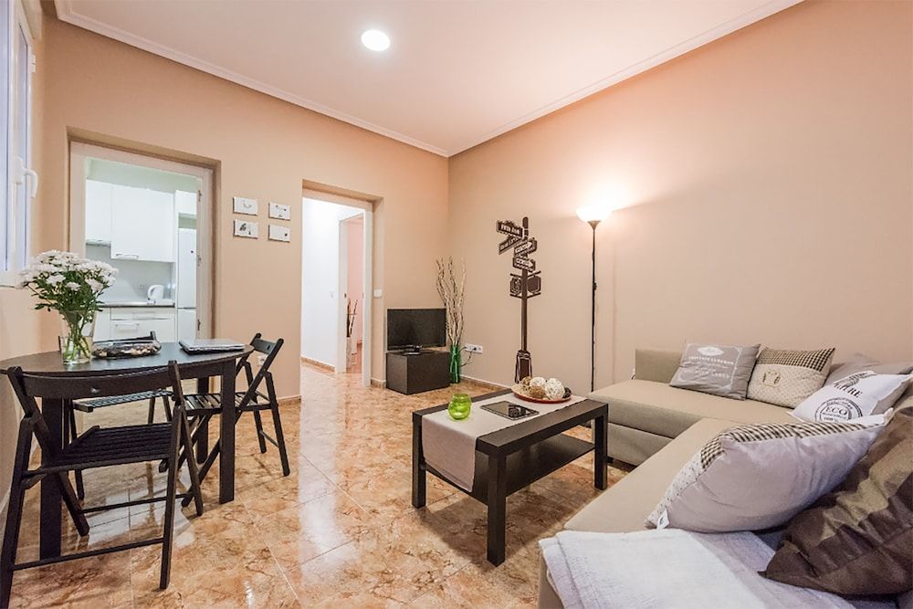Boutique Apartments in the Heart of Madrid Design Apartment, 1 Bedroom (Delightful Apt Historic District-Sol) 7