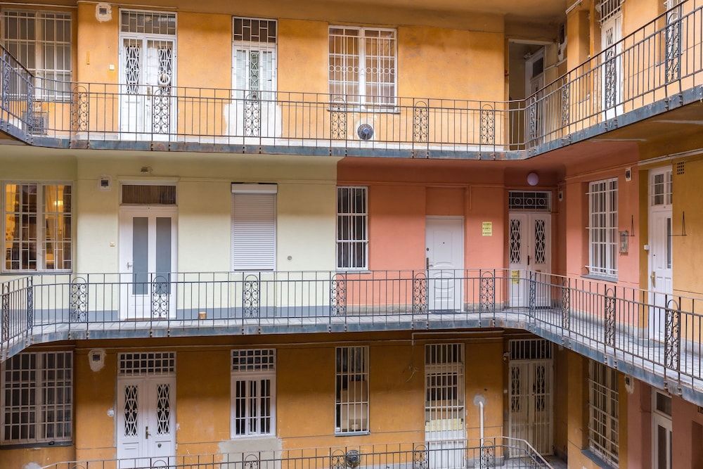 undefined Real Apartments Kertesz 2