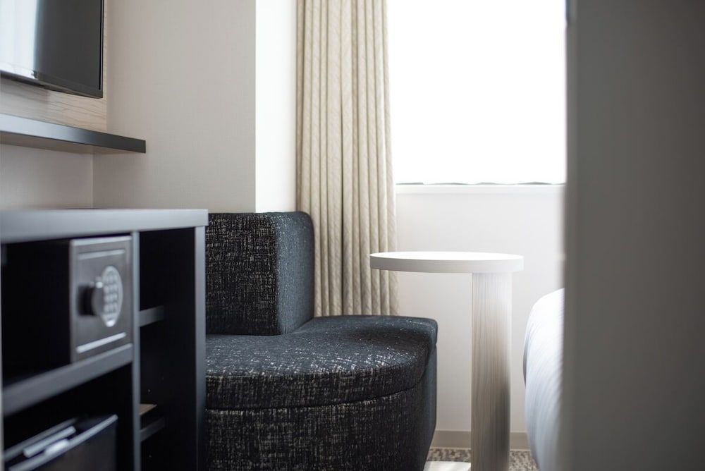 Hotel Vista Tokyo Tsukiji Moderate Small Double Room 5