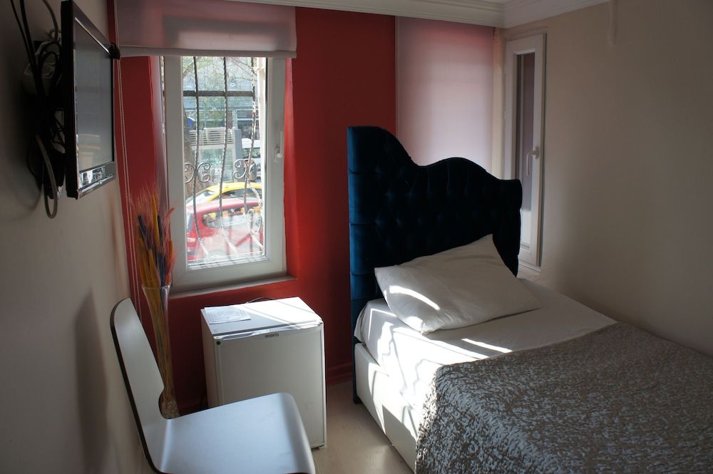 undefined Bufes Hotel