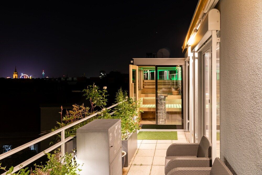 undefined Skyflats Vienna Ring View 3