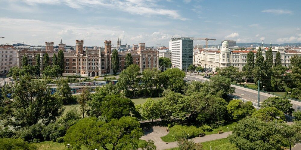 Skyflats Vienna Ring View Panoramic Apartment, Terrace (Sauna, Whirlpool) 17