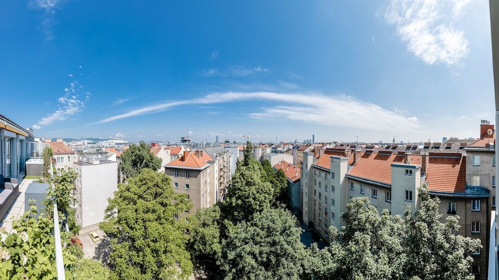 Skyflats Vienna Ring View Panoramic Apartment, Terrace (Sauna, Whirlpool) 24