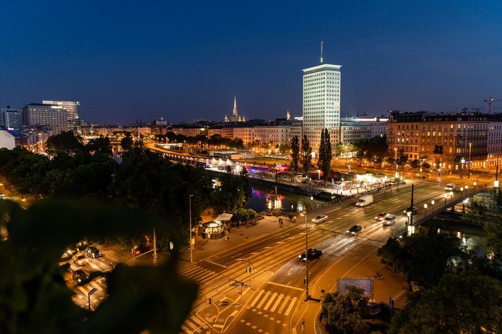 Skyflats Vienna Ring View Panoramic Apartment, Terrace (Sauna, Whirlpool) 21