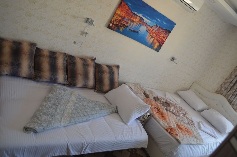 undefined Lord Sophia Hotel 9