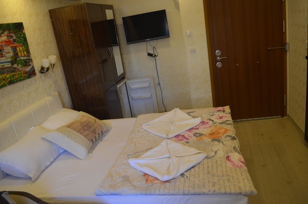 undefined Lord Sophia Hotel 3