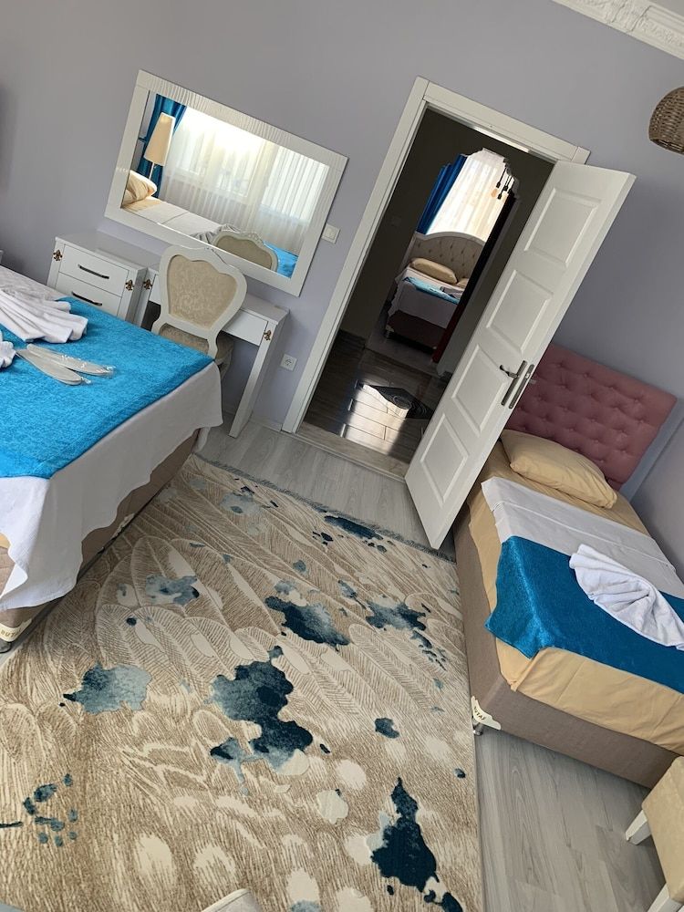 undefined Elisa Hotel