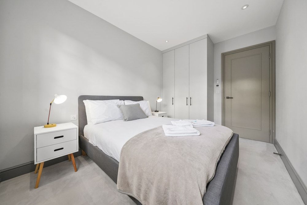 undefined 2 Bed Lux Apartments near Central London FREE WIFI by City Stay Aparts London 4