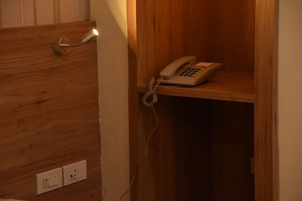 undefined Rose Nana Hotel 2