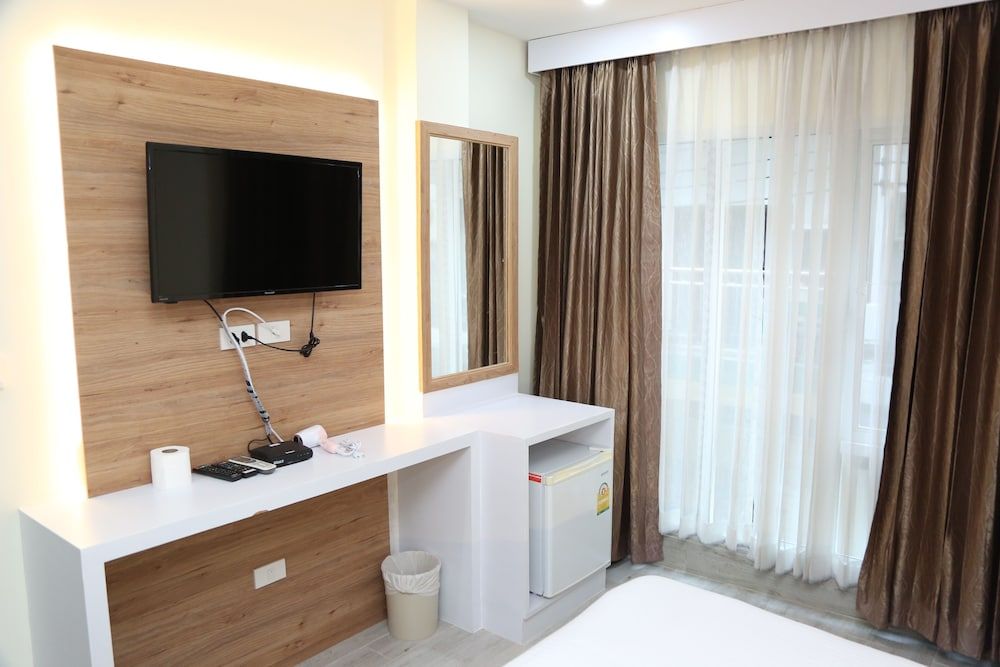 Rose Nana Hotel Superior Double Room 13