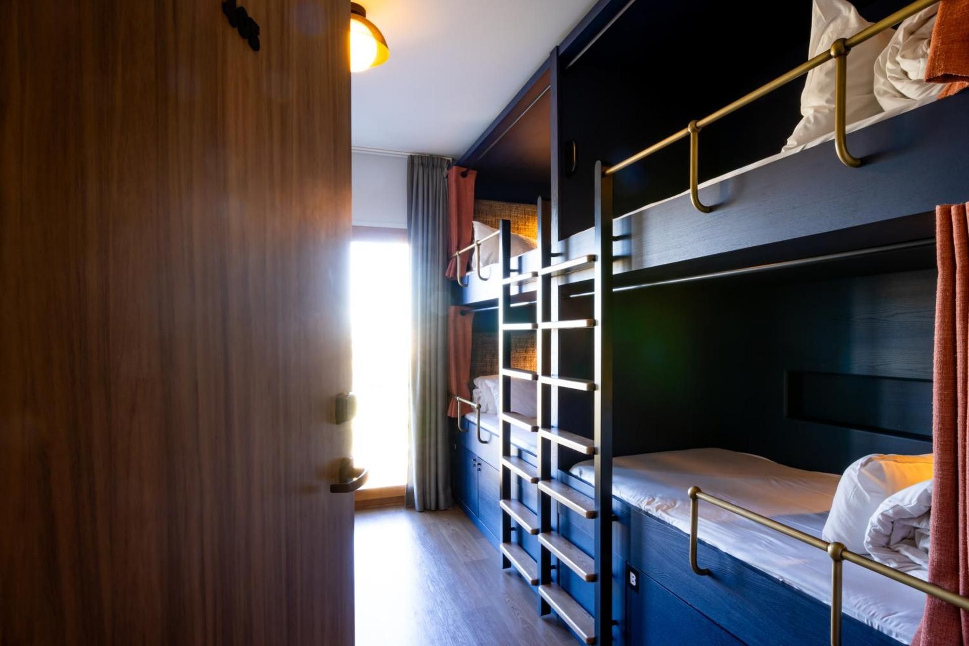 undefined The People - Paris Nation - Hostel 8