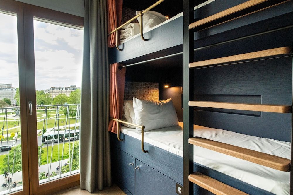 The People - Paris Nation - Hostel