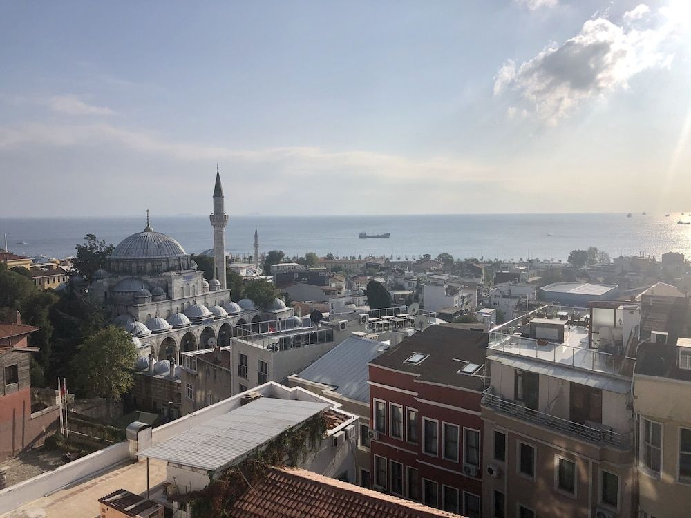 Mehmet Bey Suites Family Apartment, Sea View 10