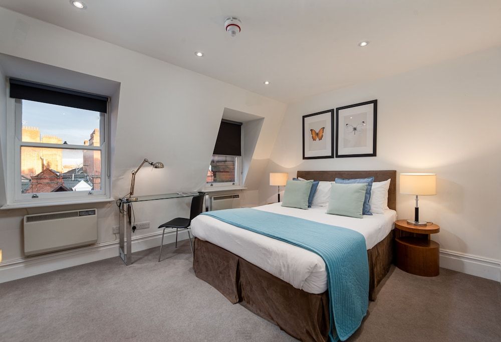 Superior Apartment
