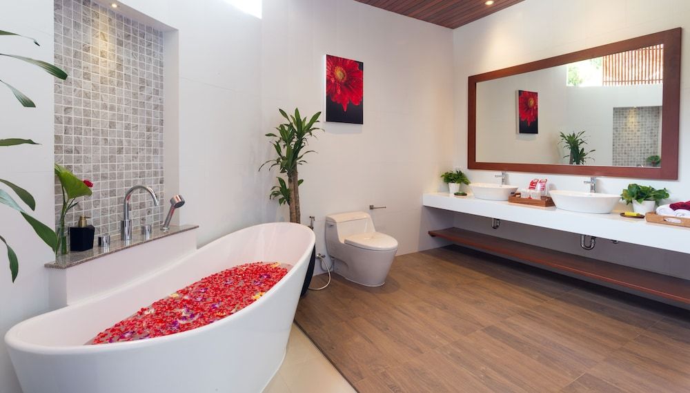 Eranda Pool Spa Villa, Chaweng 2-Bedroom Villa with Sea View 2