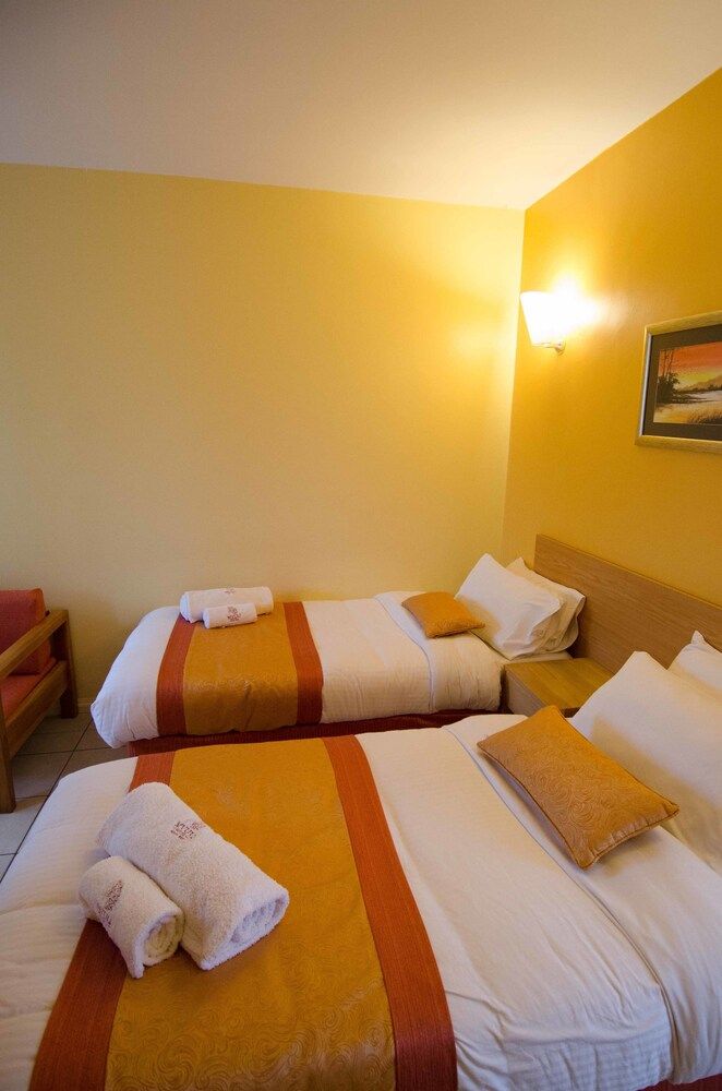 Mvuli House Double or Twin Room 2