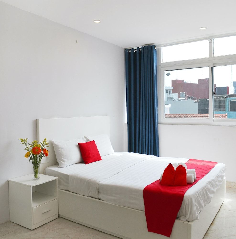 undefined King Apartment 8